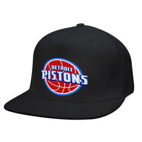Кепка снепбек с прямым козырьком с принтом Detroit Pistons - logo в Новосибирске, хлопок 100% |  | basketball | nba | баскетболл | детроит | лого баскетбольных клубов | нба
