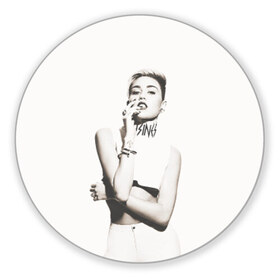 Коврик круглый с принтом Miley в Новосибирске, резина и полиэстер | круглая форма, изображение наносится на всю лицевую часть | Тематика изображения на принте: cyrus | miley | майли | музыка | сайрус