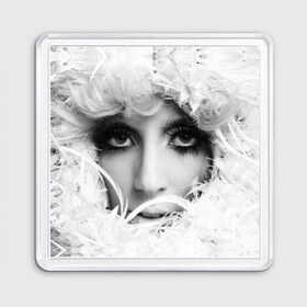 Магнит 55*55 с принтом Lady Gaga в Новосибирске, Пластик | Размер: 65*65 мм; Размер печати: 55*55 мм | lady gaga | белые | блондинка | звезда | знаменитость | леди гаага | певица | перья | поп | эпатаж | эпатажная