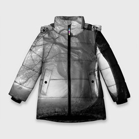 Зимняя куртка для девочек 3D с принтом Туман в лесу в Новосибирске, ткань верха — 100% полиэстер; подклад — 100% полиэстер, утеплитель — 100% полиэстер. | длина ниже бедра, удлиненная спинка, воротник стойка и отстегивающийся капюшон. Есть боковые карманы с листочкой на кнопках, утяжки по низу изделия и внутренний карман на молнии. 

Предусмотрены светоотражающий принт на спинке, радужный светоотражающий элемент на пуллере молнии и на резинке для утяжки. | black   white | fog | forest | morning | photo | silhouette | trees | деревья | лес | силуэт | туман | утро | фото | черно   белое