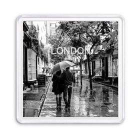 Магнит 55*55 с принтом Улицы Лондона в Новосибирске, Пластик | Размер: 65*65 мм; Размер печати: 55*55 мм | англия | бульвар | великобритания | влюбленные | дождь | зонтик | лондон | улица