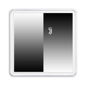 Магнит 55*55 с принтом Juventus 2018 Reverse в Новосибирске, Пластик | Размер: 65*65 мм; Размер печати: 55*55 мм | Тематика изображения на принте: fly emirates | juventus | ronaldo | клуб | линии | мода | модные | мяч | реал мадрид | спорт | спортивные | стиль | футбол | футбольный клуб | экстрим | эмблема | ювентус