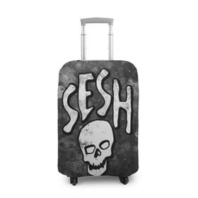 Чехол для чемодана 3D с принтом SESH Team (Bones) в Новосибирске, 86% полиэфир, 14% спандекс | двустороннее нанесение принта, прорези для ручек и колес | bones | boy | dead | deadboy | elmo | hdmi | hip | hop | kennedy | metal | rap | rapper | scream | sesh | seshollowaterboyz | skull | team | кеннеди | кости | костя | метал | рэп | рэпер | сеш | скрим | сэш | хип | хоп | череп | элмо