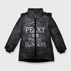 Зимняя куртка для девочек 3D с принтом Острые козырьки в Новосибирске, ткань верха — 100% полиэстер; подклад — 100% полиэстер, утеплитель — 100% полиэстер. | длина ниже бедра, удлиненная спинка, воротник стойка и отстегивающийся капюшон. Есть боковые карманы с листочкой на кнопках, утяжки по низу изделия и внутренний карман на молнии. 

Предусмотрены светоотражающий принт на спинке, радужный светоотражающий элемент на пуллере молнии и на резинке для утяжки. | gin | peaky blinders | shelby | the garrison | альфи соломонс | артур | братья | гаррисон | грейс берджесс | джин | джон | мафия | острые козырьки | сериал | томас | финн | шелби