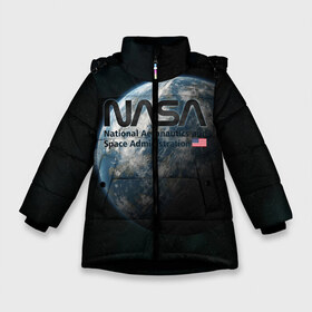 Зимняя куртка для девочек 3D с принтом NASA в Новосибирске, ткань верха — 100% полиэстер; подклад — 100% полиэстер, утеплитель — 100% полиэстер. | длина ниже бедра, удлиненная спинка, воротник стойка и отстегивающийся капюшон. Есть боковые карманы с листочкой на кнопках, утяжки по низу изделия и внутренний карман на молнии. 

Предусмотрены светоотражающий принт на спинке, радужный светоотражающий элемент на пуллере молнии и на резинке для утяжки. | alien | elon | mask | musk | nasa | space x | star | ufo | америка | американский | астронавт | гуманоид | звезды | земля | зона 51 | илон | инопланетянин | космонавт | космос | луна | марс | маск | наса | нло | планета | пришелец