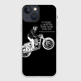 Чехол для iPhone 13 mini с принтом Байкер в Новосибирске,  |  | байк | байкер | гонщик | мотоцикл | мужская | надпись | черно белая | черный