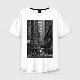 Мужская футболка хлопок Oversize с принтом город в Новосибирске, 100% хлопок | свободный крой, круглый ворот, “спинка” длиннее передней части | автомобили | велосипед | велосипедист | высотки | город | дома | дорога | люди | машины | чб