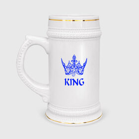Кружка пивная с принтом KING в Новосибирске,  керамика (Материал выдерживает высокую температуру, стоит избегать резкого перепада температур) |  объем 630 мл | Тематика изображения на принте: blue crown | crown | crown print | king | king lettering | king print | король | корона | надпись король | принт король | принт короны | синяя  корона