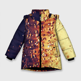 Зимняя куртка для девочек 3D с принтом КОЛА в Новосибирске, ткань верха — 100% полиэстер; подклад — 100% полиэстер, утеплитель — 100% полиэстер. | длина ниже бедра, удлиненная спинка, воротник стойка и отстегивающийся капюшон. Есть боковые карманы с листочкой на кнопках, утяжки по низу изделия и внутренний карман на молнии. 

Предусмотрены светоотражающий принт на спинке, радужный светоотражающий элемент на пуллере молнии и на резинке для утяжки. | cola | colla | кола | колла | напитки | пузыри