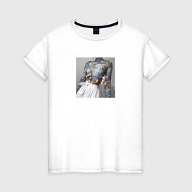 Женская футболка хлопок с принтом Aesthetik в Новосибирске, 100% хлопок | прямой крой, круглый вырез горловины, длина до линии бедер, слегка спущенное плечо | Тематика изображения на принте: ангелы | белый | небо | нежность | цветы | эстэтика