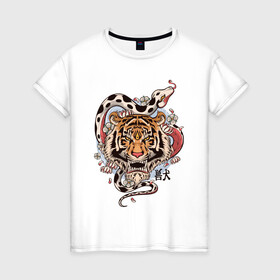 Женская футболка хлопок с принтом тигр  со змеей  в Новосибирске, 100% хлопок | прямой крой, круглый вырез горловины, длина до линии бедер, слегка спущенное плечо | tatoo | ботаника | змея | иероглифы | тату | тигр | тренд | цветок