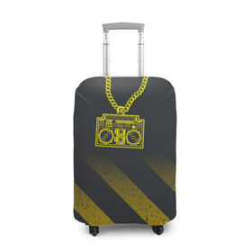 Чехол для чемодана 3D с принтом Золотой магнитофон на цепи в Новосибирске, 86% полиэфир, 14% спандекс | двустороннее нанесение принта, прорези для ручек и колес | бумбокс | золотая цепь | золото | магнитофон | музыка | цепь