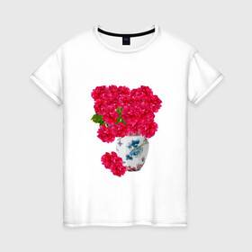 Женская футболка хлопок с принтом ваза с красными пионами в Новосибирске, 100% хлопок | прямой крой, круглый вырез горловины, длина до линии бедер, слегка спущенное плечо | ваза | иллюстрации | картинки | пионы | популярные | тренды | фарфор | цветы