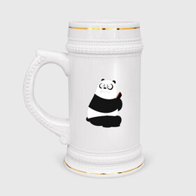 Кружка пивная с принтом Возмущенная панда в Новосибирске,  керамика (Материал выдерживает высокую температуру, стоит избегать резкого перепада температур) |  объем 630 мл | Тематика изображения на принте: белый медведь | возмущение | животное | зависимость | медведь | панда | телефон