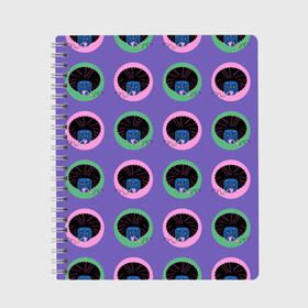 Тетрадь с принтом Афромопс паттерн в Новосибирске, 100% бумага | 48 листов, плотность листов — 60 г/м2, плотность картонной обложки — 250 г/м2. Листы скреплены сбоку удобной пружинной спиралью. Уголки страниц и обложки скругленные. Цвет линий — светло-серый
 | афро прическа | афромопс | голова собаки | иллюстрация | курящая собачка | курящий мопс | мопс | мопсик | паттерн | рисунок | с высунутым языком | собака