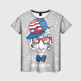 Женская футболка 3D с принтом Крутой белый тигр в Новосибирске, 100% полиэфир ( синтетическое хлопкоподобное полотно) | прямой крой, круглый вырез горловины, длина до линии бедер | 2022 | beast | bow | cap | cool | merry christmas | new year | predator | snow | tiger | usa flag | winter | year of the tiger | бант | год тигра | зверь | зима | кепка | крутой | новый год | очки | снег | тигр | флаг сша | хищник